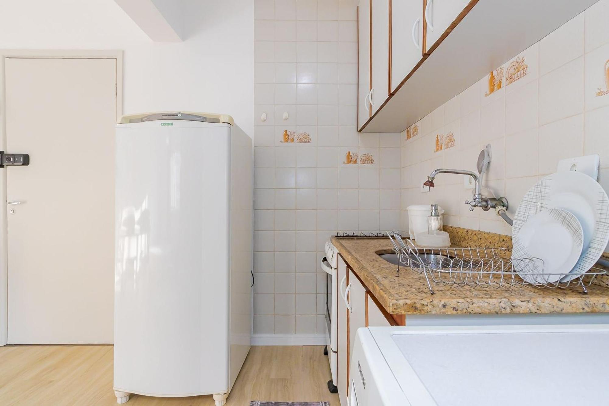 Predio Fantastico No Bairro Mais Requisitado De Куритиба Екстериор снимка