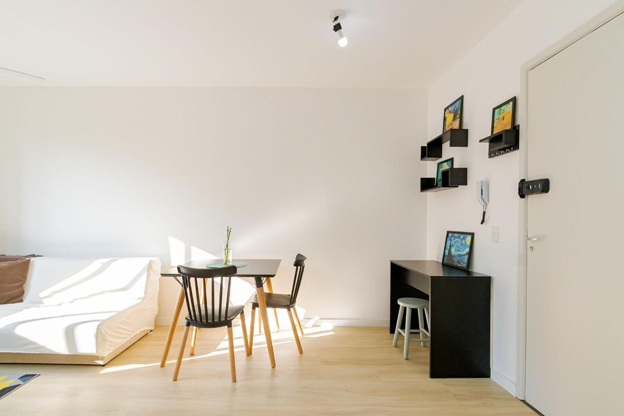 Predio Fantastico No Bairro Mais Requisitado De Куритиба Екстериор снимка