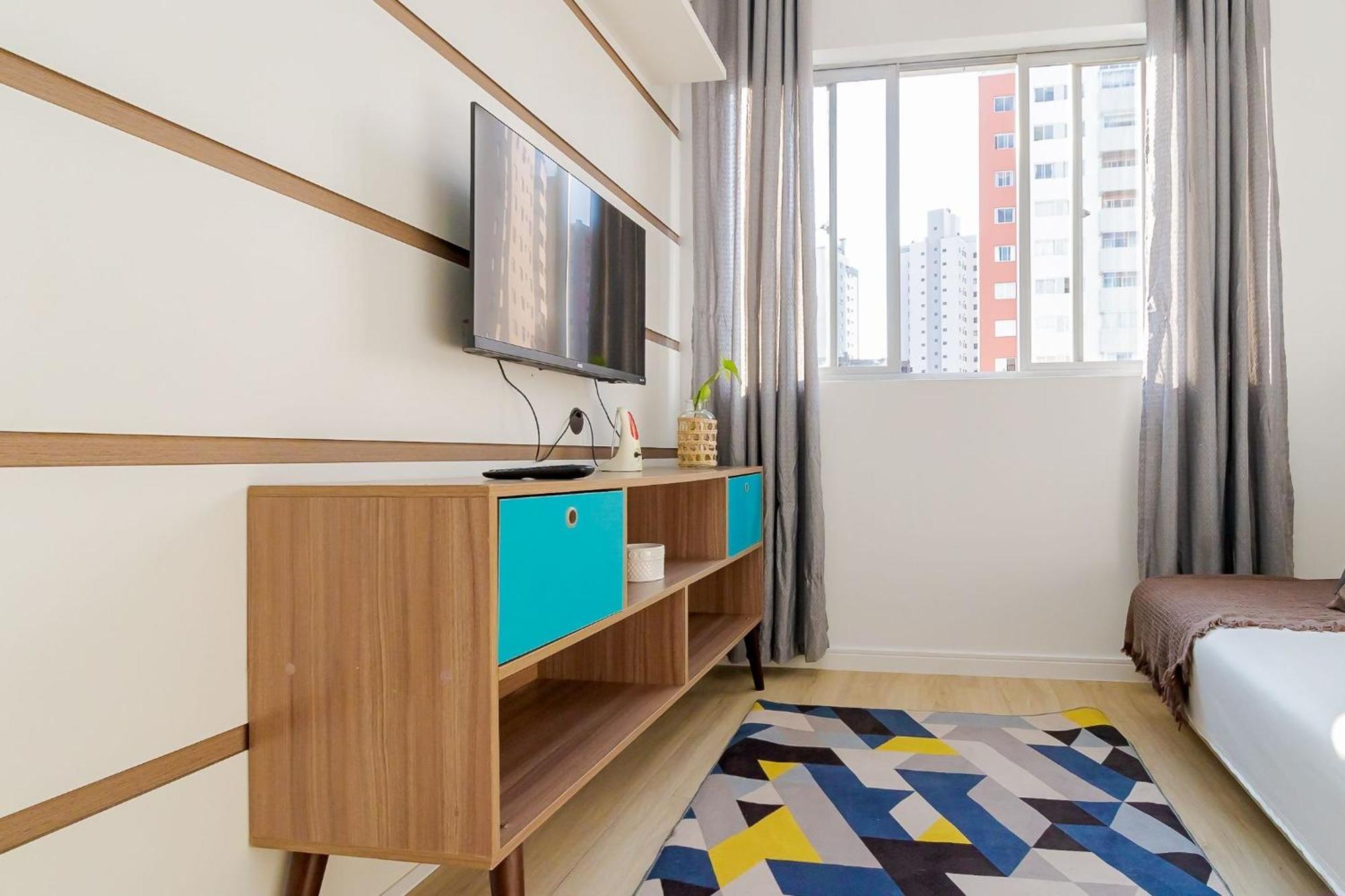 Predio Fantastico No Bairro Mais Requisitado De Куритиба Екстериор снимка